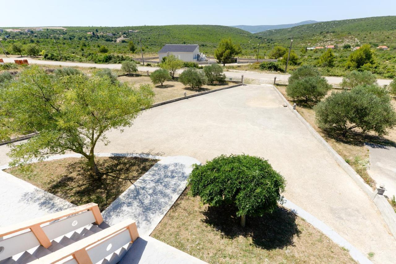 Ferienhaus Luka Donje Rastane Exterior foto